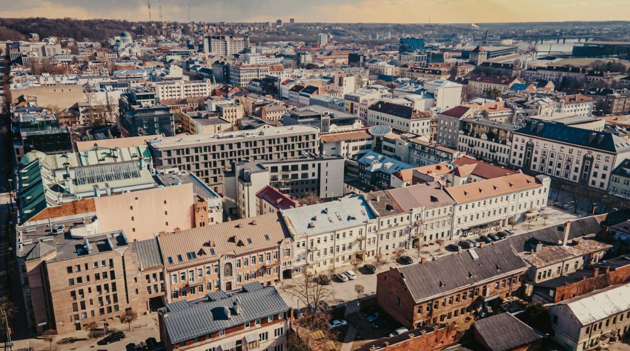 Beautiful Apartment In The Heart Of Kaunas Buitenkant foto